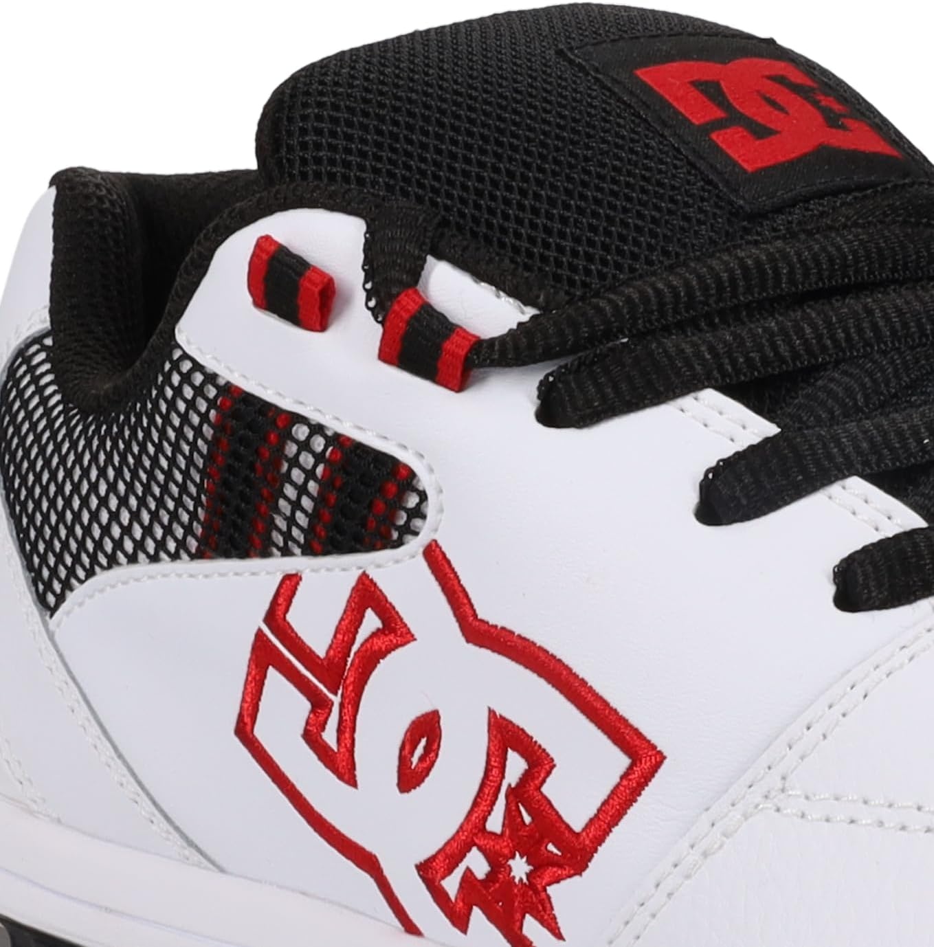 DC Shoes Men’s Versatile(White/Black/Red)